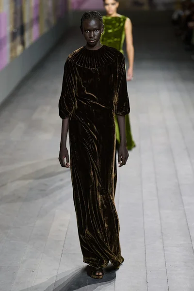 Look 59